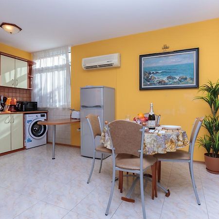 Apartment Sea Shell 2 Сонячний Берег Екстер'єр фото